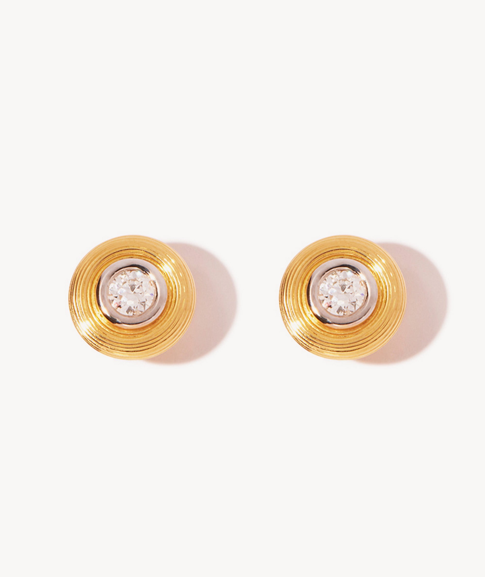 Delta Studs