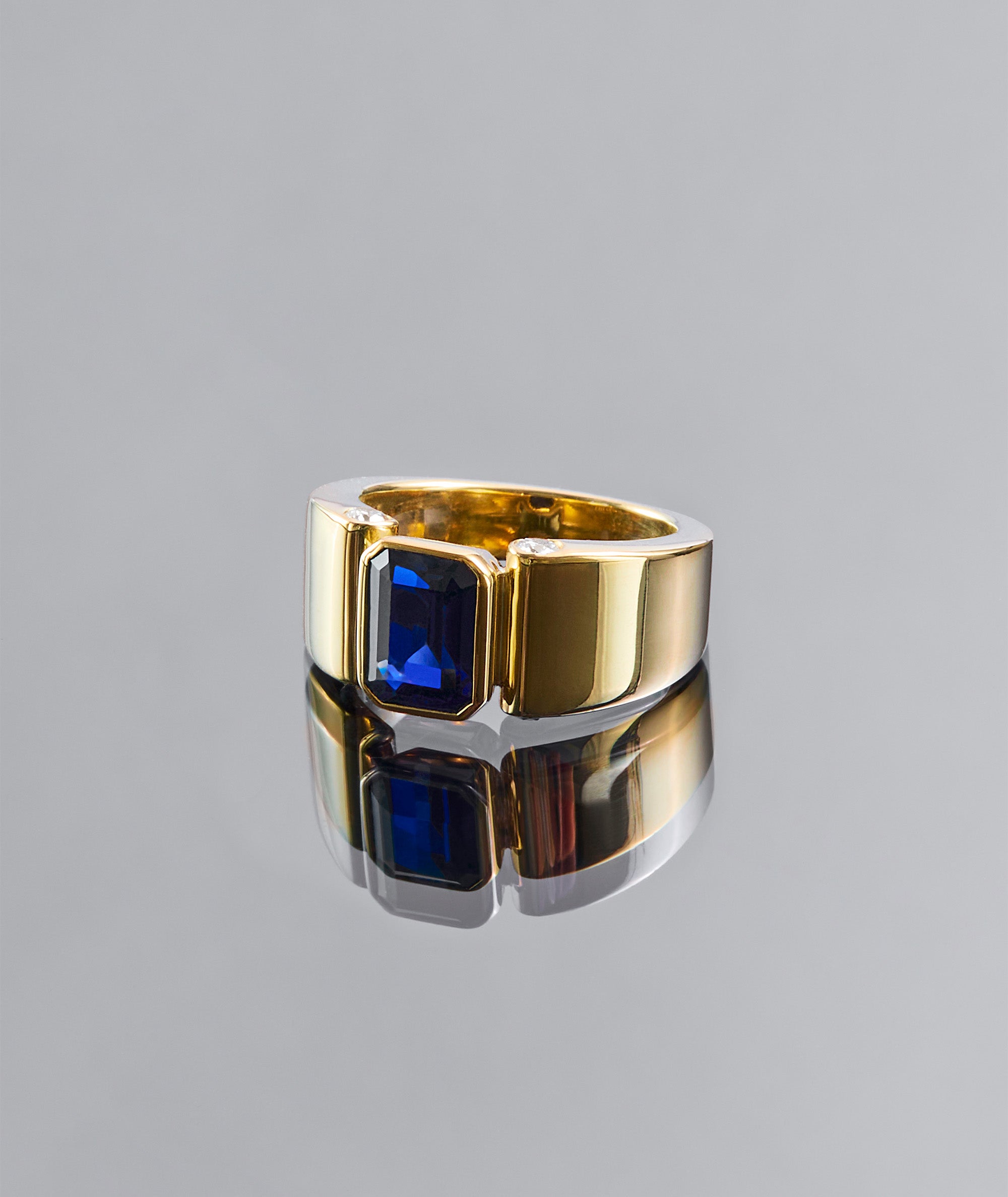 Axle Sapphire Ring