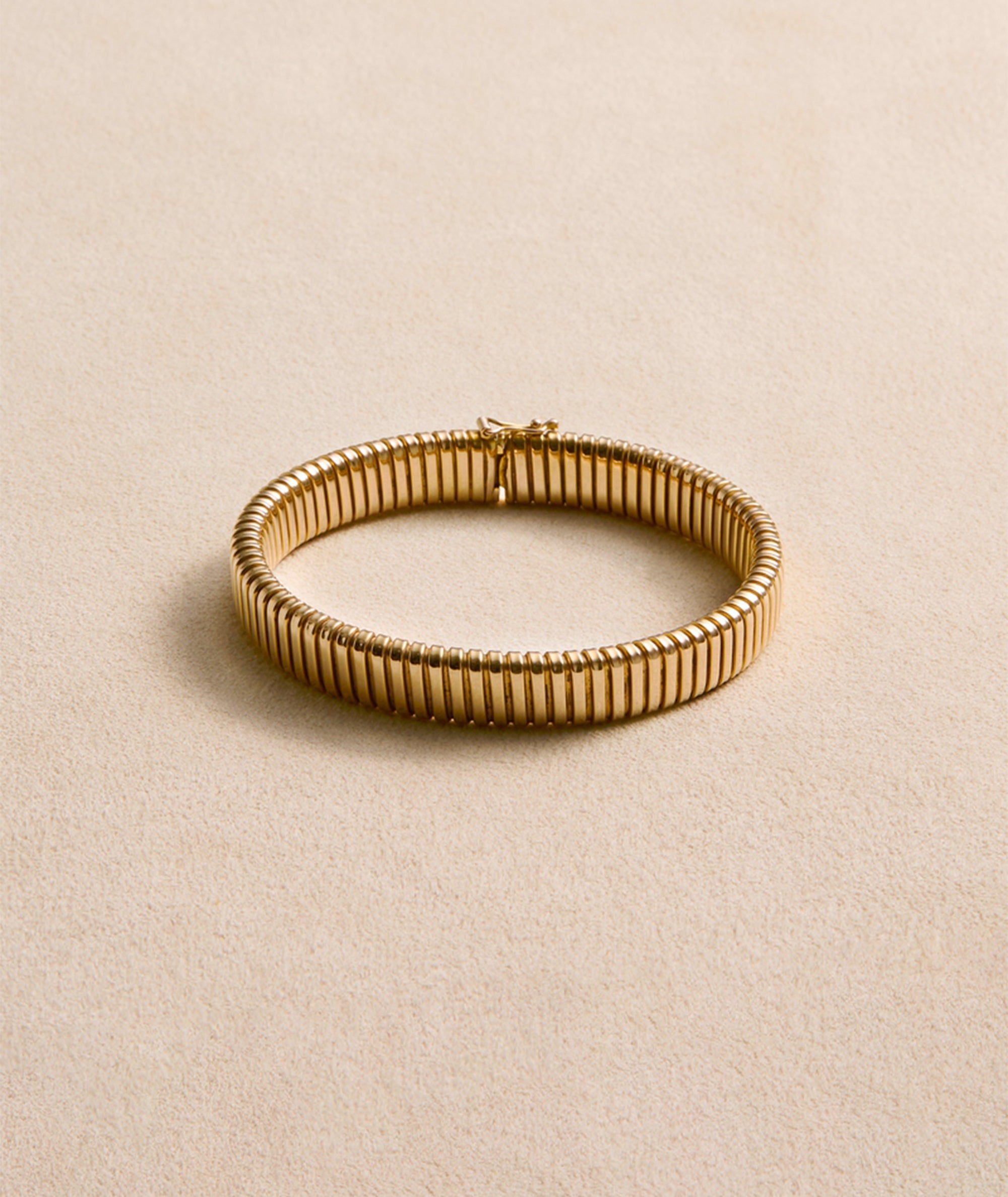 Vintage bracelet in yellow gold. Exclusively sourced for EREDE Curated.